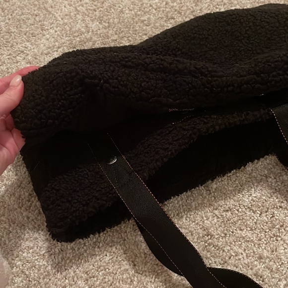 Rag & Bone Addison Sherpa tote - Picture 4 of 6